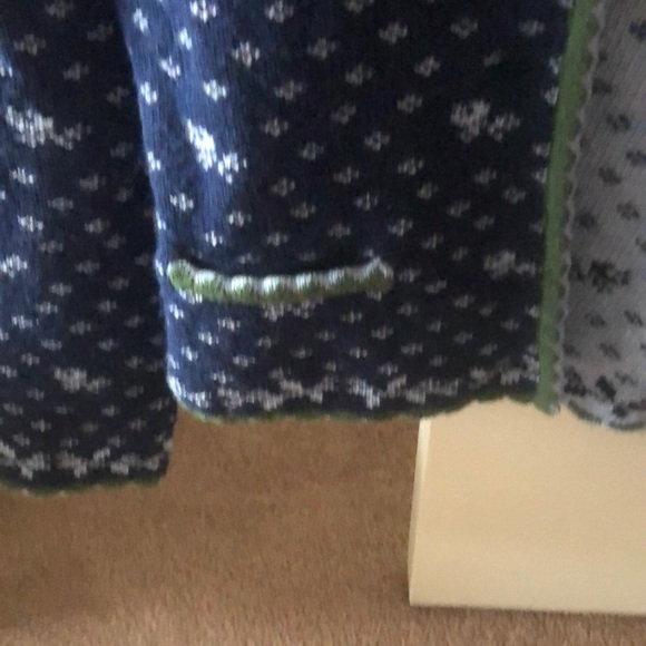 Wool button up sweater/ cardigan - Picture 5 of 6